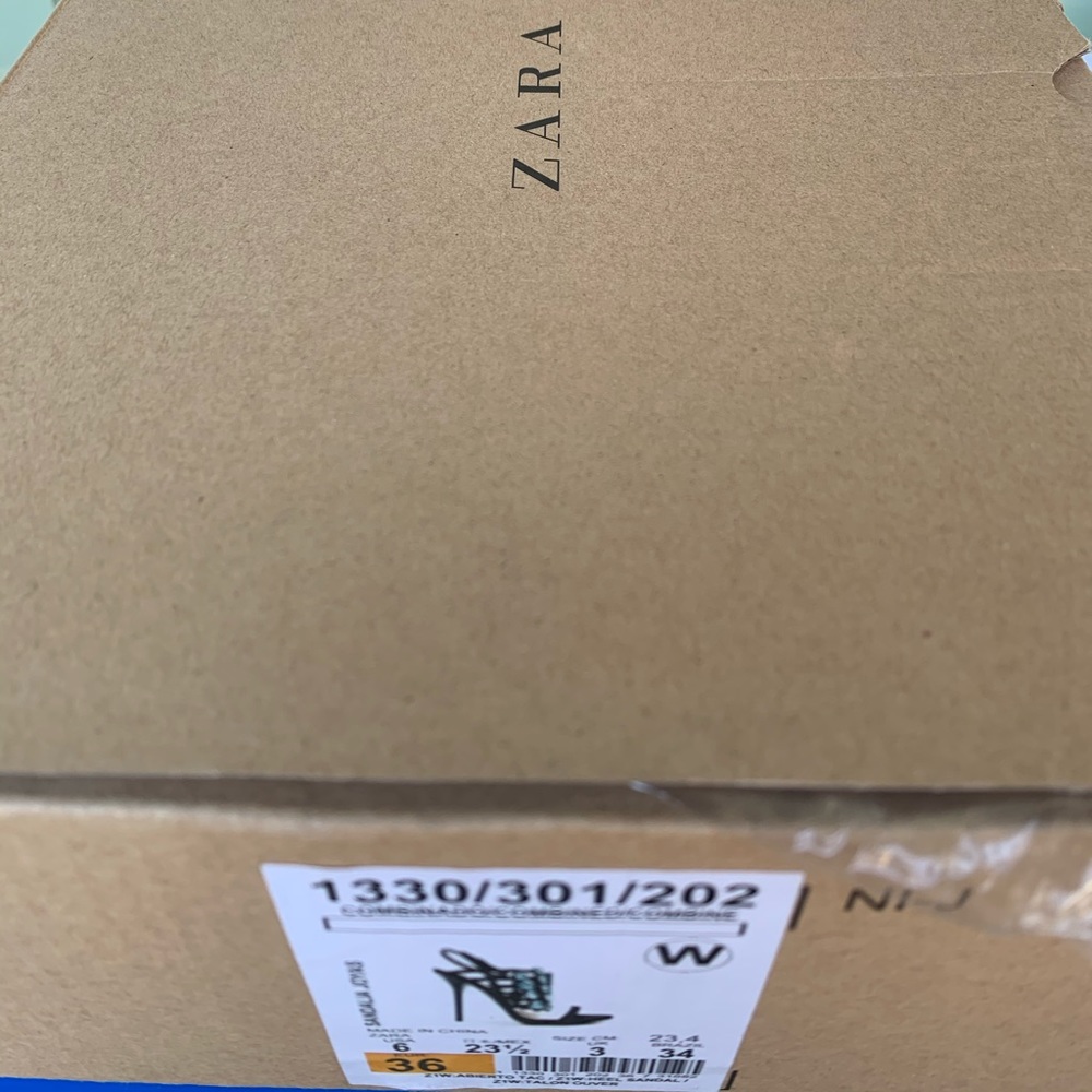 Zara HIGH HEELS NEVER WORN BRAND NEW EMBELLISHED - Picture 6 of 6